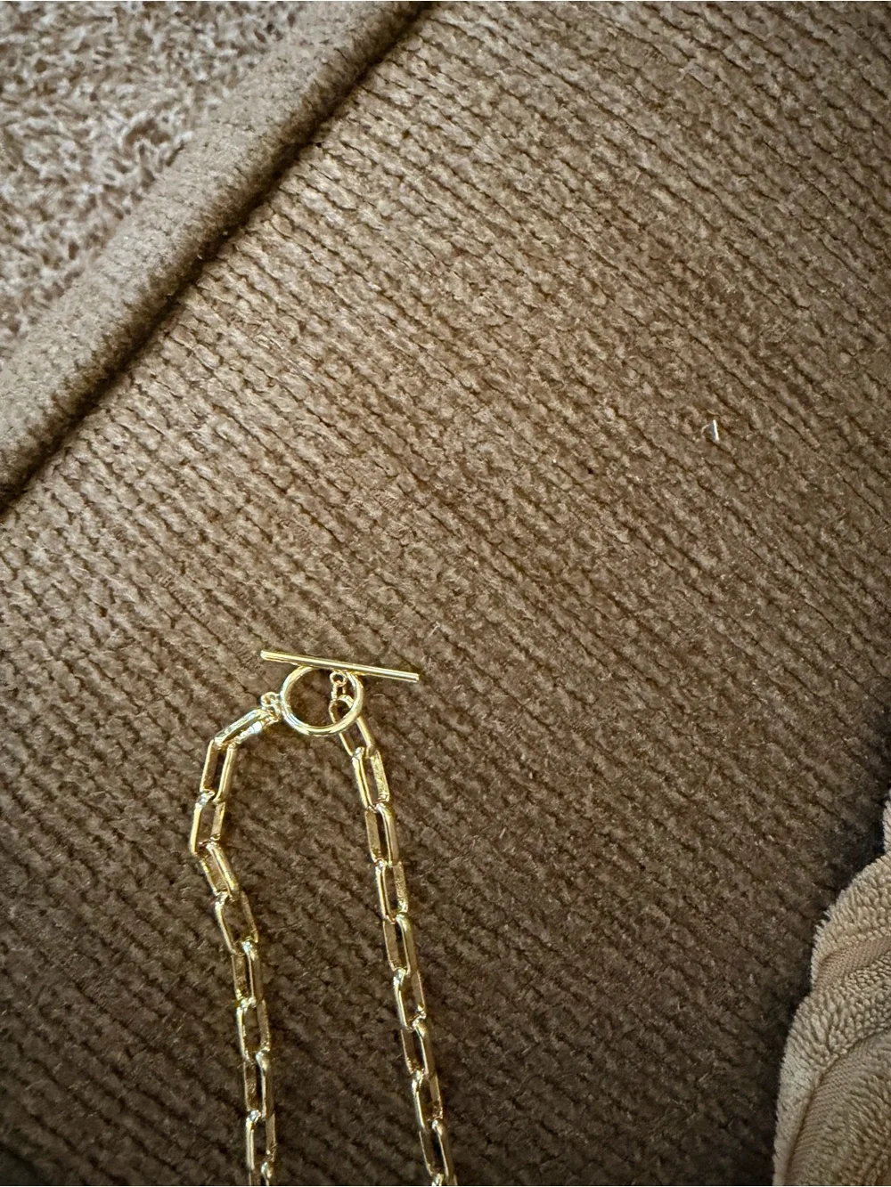 Gold Chain Toggle Necklace - Women's Fashion Jewelry